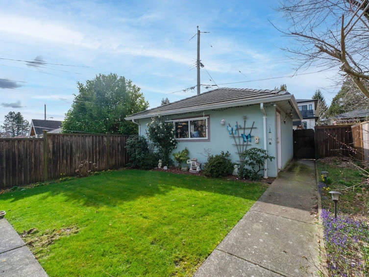 7541 Osler Street, Vancouver, BC, V6P 4C8 - 29