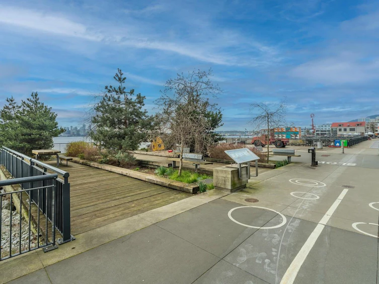 604-185 Victory Ship Way, North Vancouver, BC, V7L 0G2 - 24