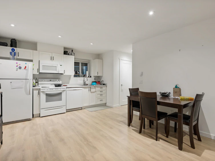 20445 77a Avenue, Langley, BC, V2Y 4K3 - 30