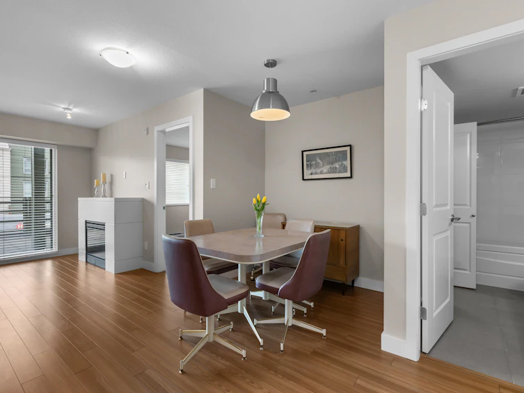 203-15745 Croydon Drive, Surrey, BC, V3Z 2L5 - 22