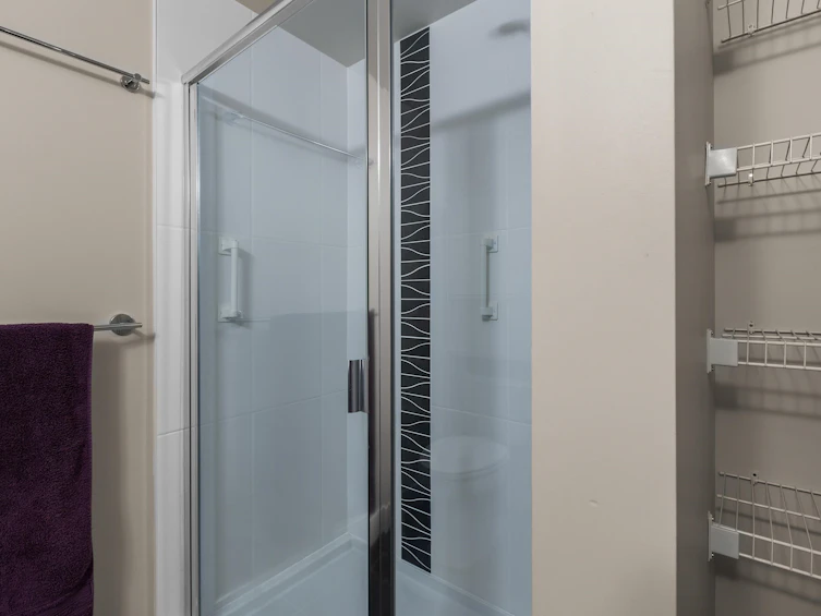 203-15745 Croydon Drive, Surrey, BC, V3Z 2L5 - 29