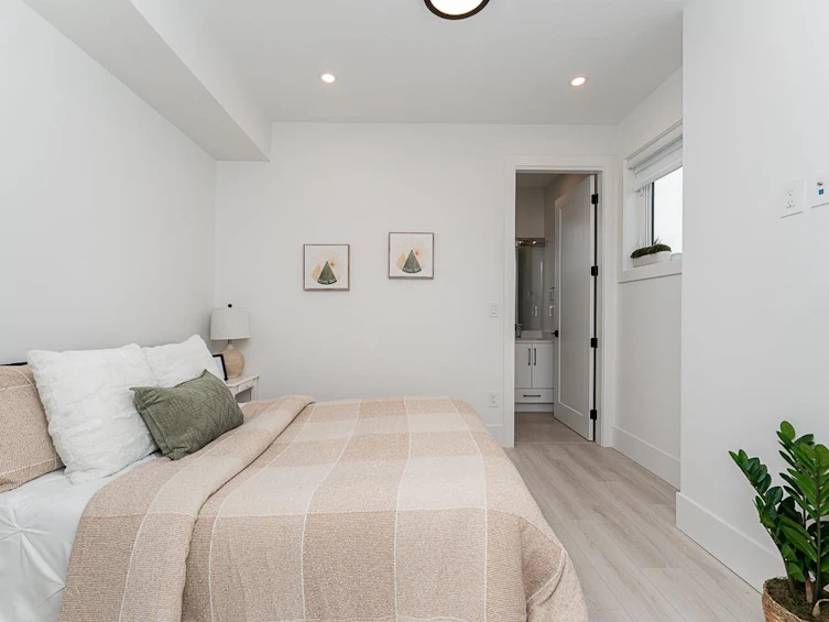 6807 Strathmore Avenue, Burnaby, BC, V5E 3H8 - 23