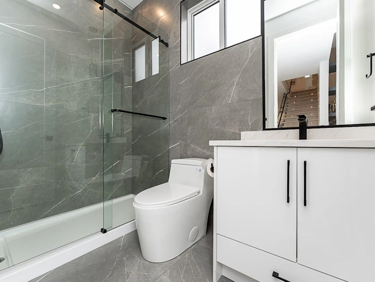 6807 Strathmore Avenue, Burnaby, BC, V5E 3H8 - 16