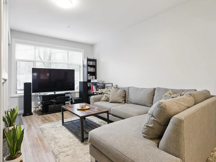 204-3176 Plateau Boulevard, Coquitlam, BC, V3E 3J2 - 8