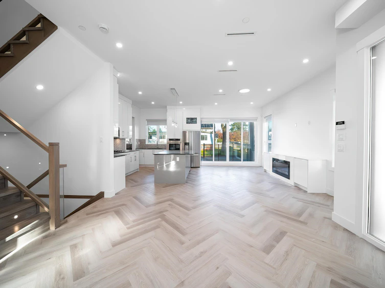 7033 NE Inverness Street, Vancouver, BC, V5X 1L9 - 16
