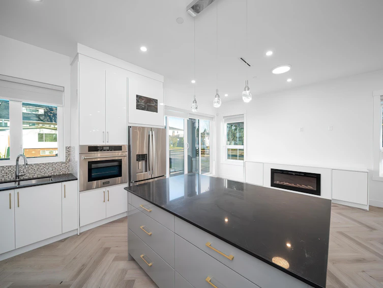7033 NE Inverness Street, Vancouver, BC, V5X 1L9 - 28