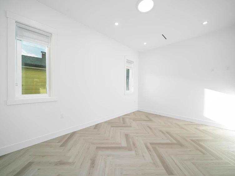 7033 NE Inverness Street, Vancouver, BC, V5X 1L9 - 19