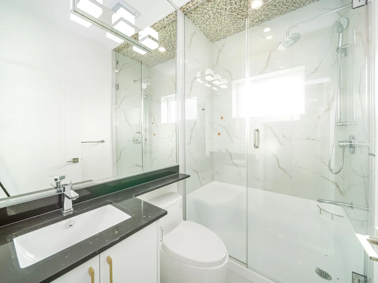 7033 NE Inverness Street, Vancouver, BC, V5X 1L9 - 40