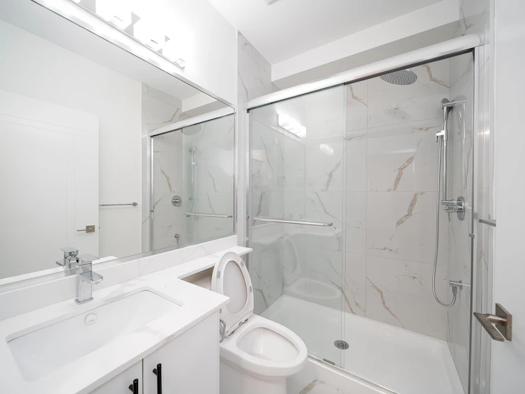 7033 NE Inverness Street, Vancouver, BC, V5X 1L9 - 29