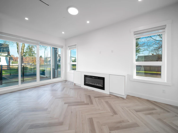 7033 NE Inverness Street, Vancouver, BC, V5X 1L9 - 21