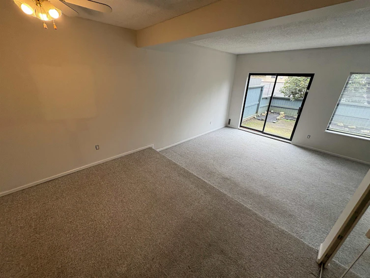 25-1170 Lansdowne Drive, Coquitlam, BC, V3B 5V8 - 5