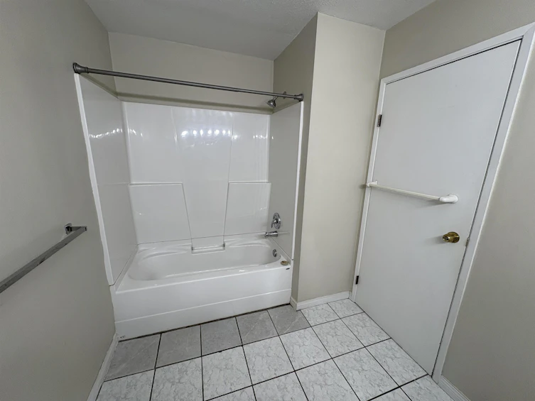25-1170 Lansdowne Drive, Coquitlam, BC, V3B 5V8 - 13