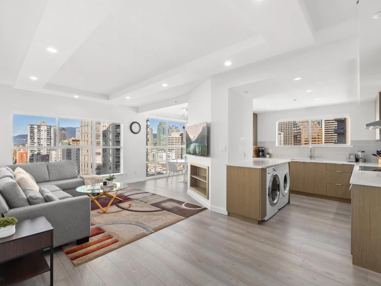 1501-909 Burrard Street, Vancouver, BC, V6Z 2N2 - 2