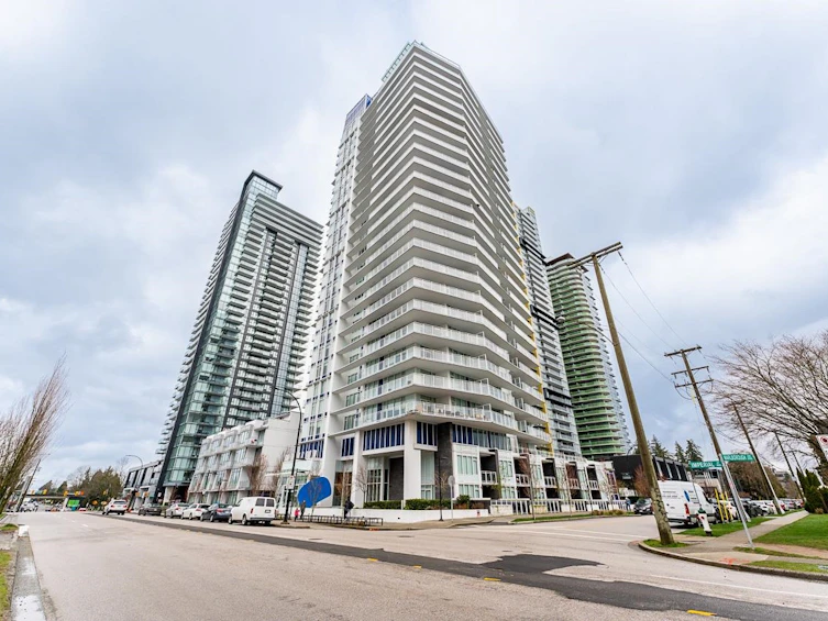 407-5051 Imperial Street, Burnaby, BC, V5J 0J3
