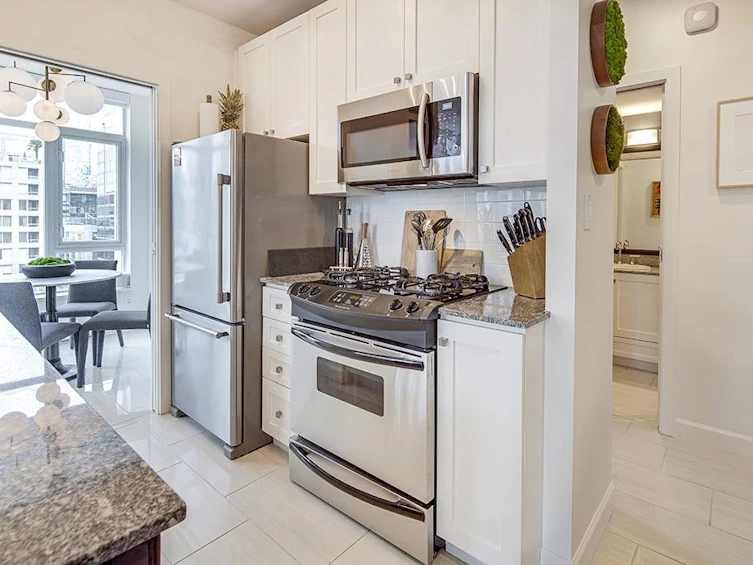 901-480 Robson Street, Vancouver, BC, V6B 1S1 - 7