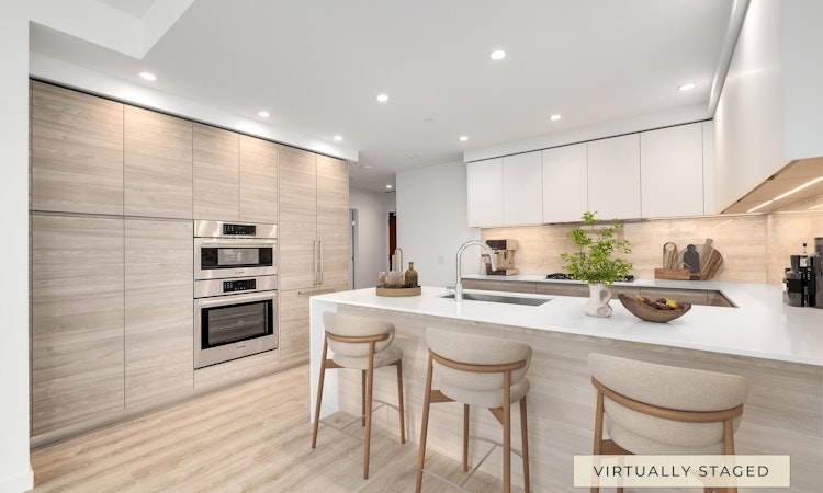 2303-680 Quayside Drive