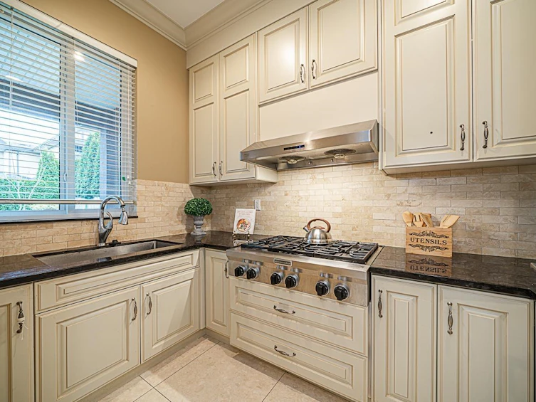 7460 Chelsea Road, Richmond, BC, V7C 3S8 - 14