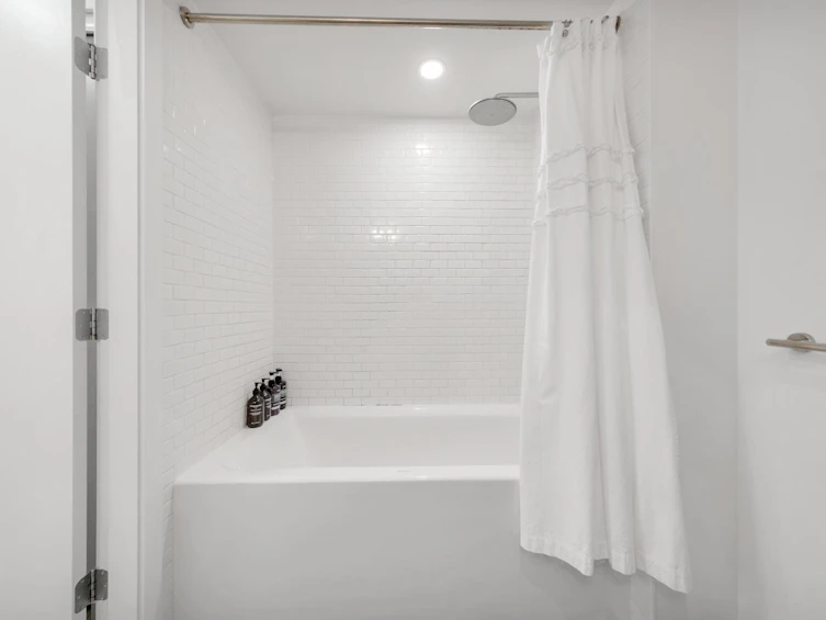 718-188 Keefer Street, Vancouver, BC, V6A 0E3 - 24