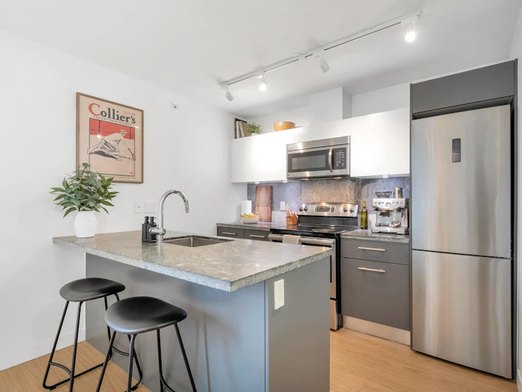 718-188 Keefer Street, Vancouver, BC, V6A 0E3 - 11