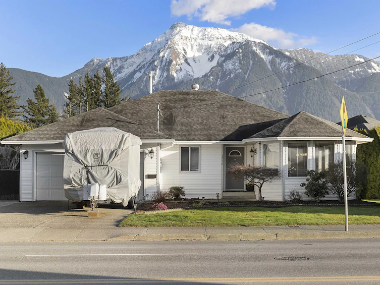 1636 Agassiz Rosedale No 9 Highway, Agassiz, BC, V0M 1A3