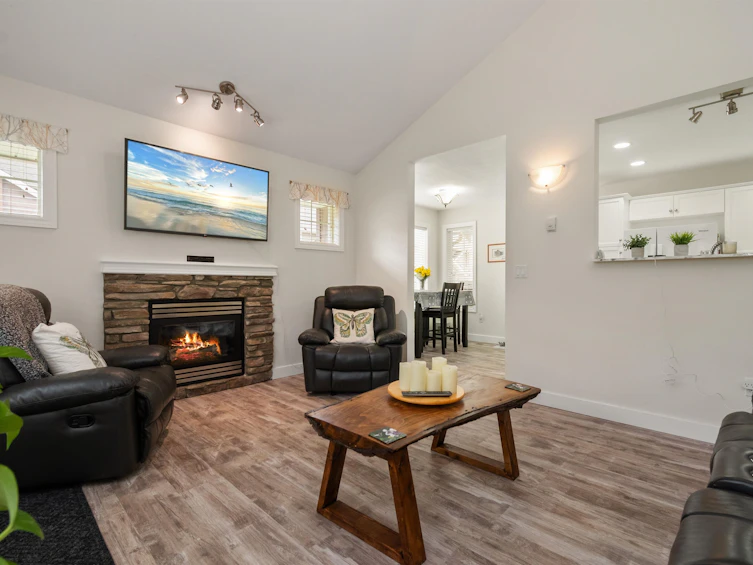 10-1175 7th Avenue, Hope, BC, V0X 1L4 - 11