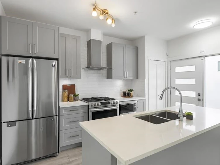 103-13978 Fraser Highway, Surrey, BC, V3T 0P2 - 14