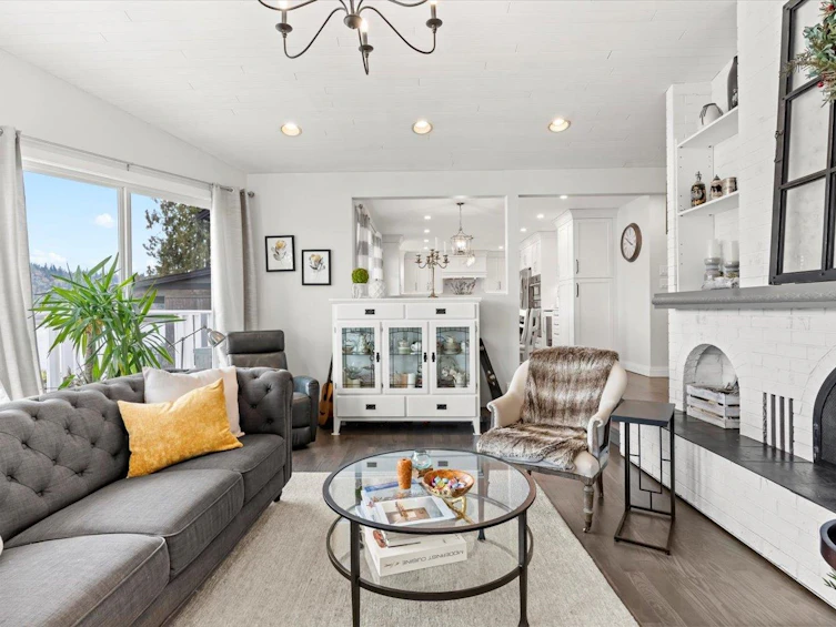 9819 Hall Street, Mission, BC, V4S 1J2 - 2