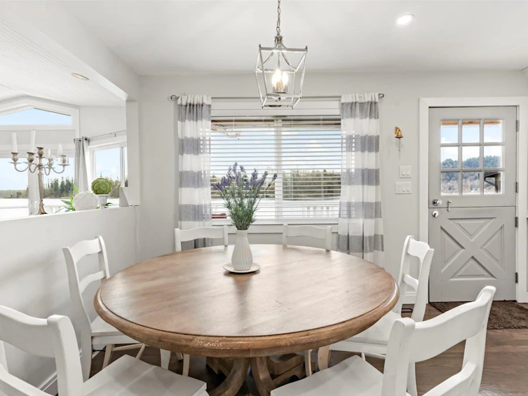 9819 Hall Street, Mission, BC, V4S 1J2 - 8