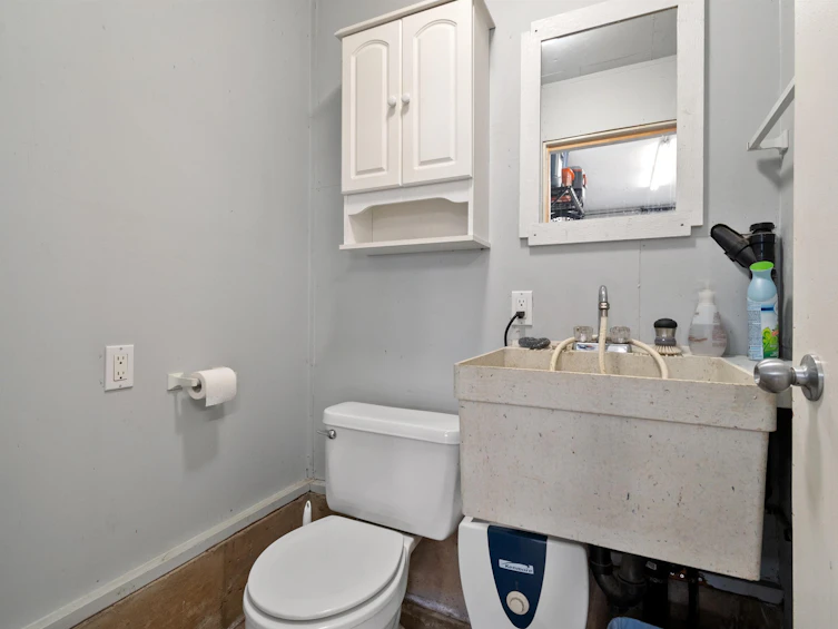 620 Thacker Avenue, Hope, BC, V0X 1L0 - 36