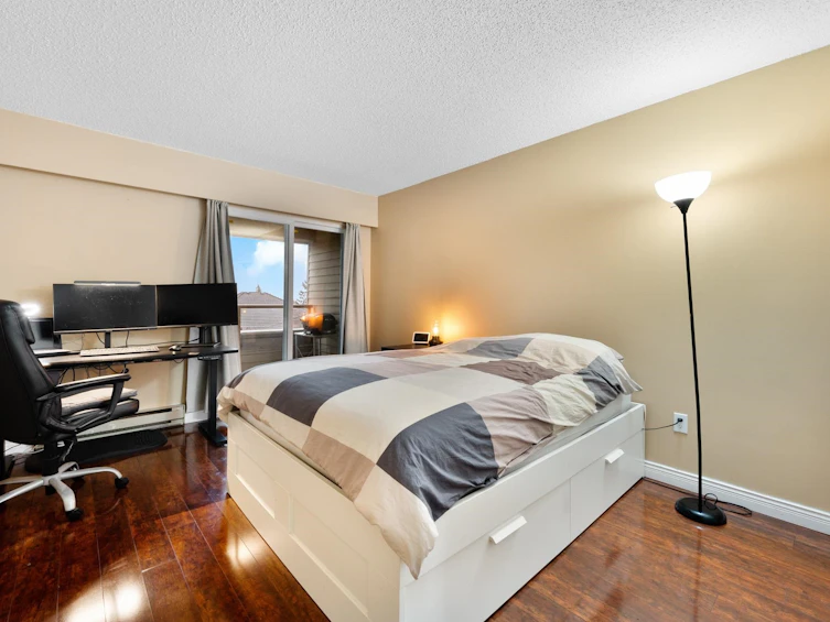 208-9635 121 Street, Surrey, BC, V3V 7L8 - 14