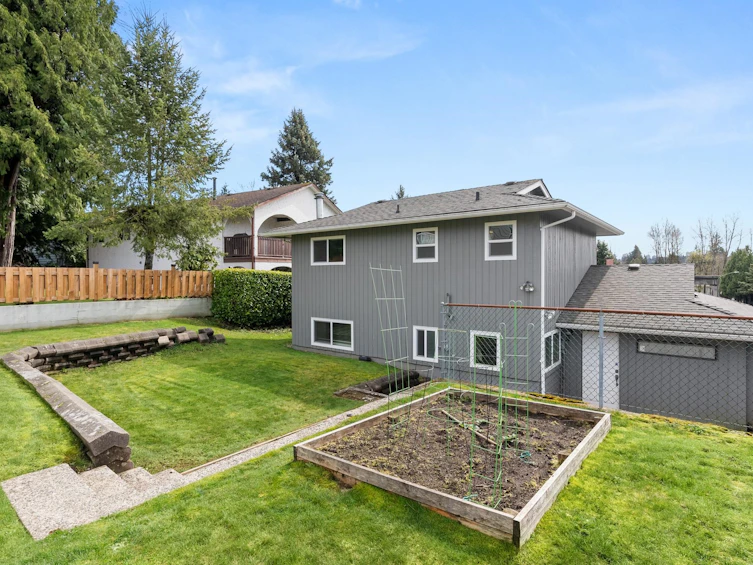 7515 Lawrence Drive, Burnaby, BC, V5A 3L9 - 28
