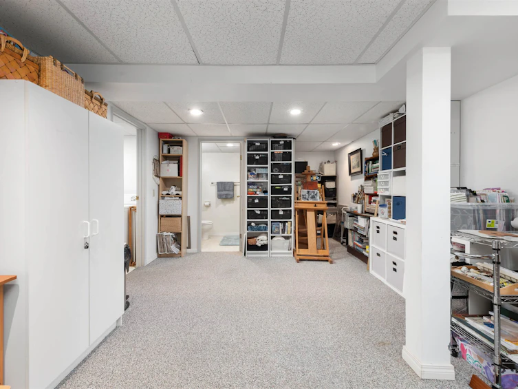 2137 Kirkstone Place, North Vancouver, BC, V7J 3R1 - 24