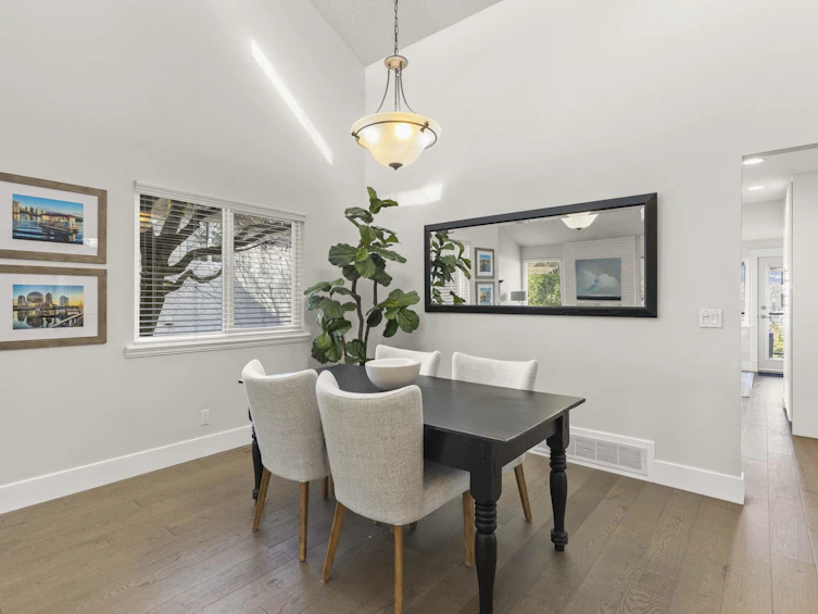 2743 Hawser Avenue, Coquitlam, BC, V3C 4G2 - 6