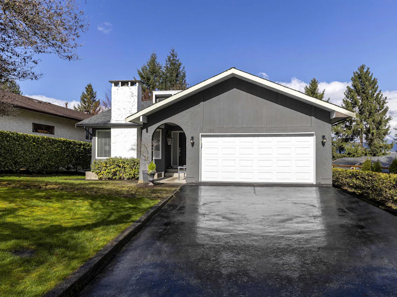 2743 Hawser Avenue, Coquitlam BC V3C 4G2