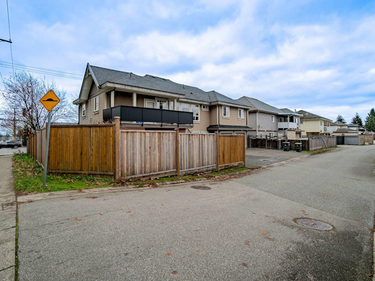 12812 64 Avenue, Surrey, BC, V3W 1X5 - 36