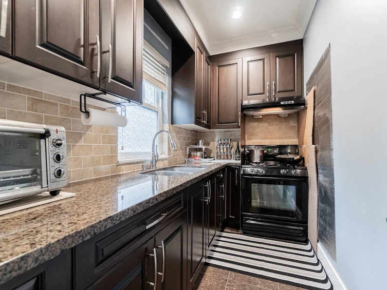 12812 64 Avenue, Surrey, BC, V3W 1X5 - 15