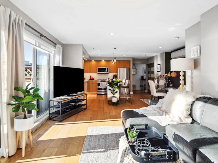 406-108 W Esplanade, North Vancouver, BC, V7M 3M8 - 6
