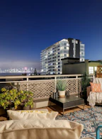 406 108 W Esplanade