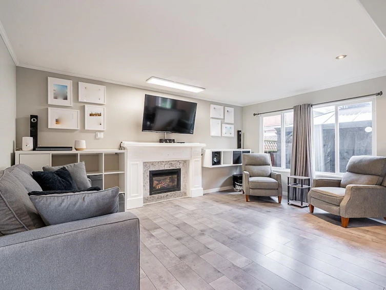 15533 Madrona Drive, Surrey, BC, V4A 5N2 - 2