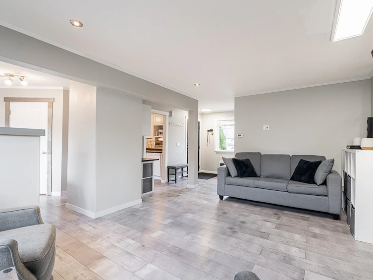 15533 Madrona Drive, Surrey, BC, V4A 5N2 - 3