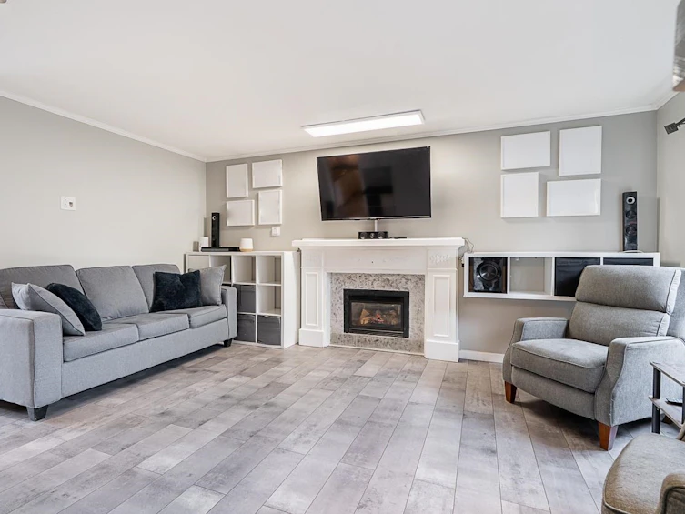 15533 Madrona Drive, Surrey, BC, V4A 5N2 - 4