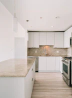 2506 280 Ross Drive