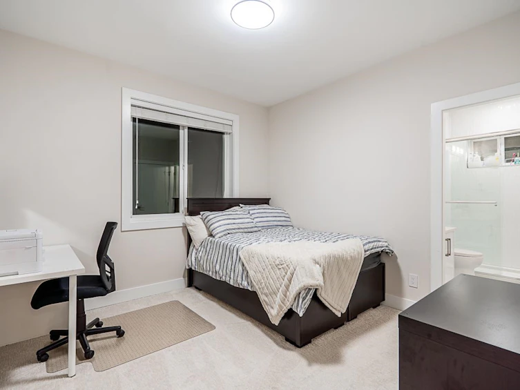 9717 182 Street, Surrey, BC, V4N 4J9 - 24