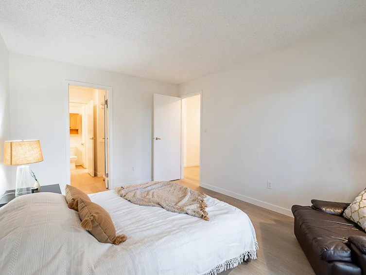 201-8880 No. 1 Road, Richmond, BC, V7C 4C3 - 17