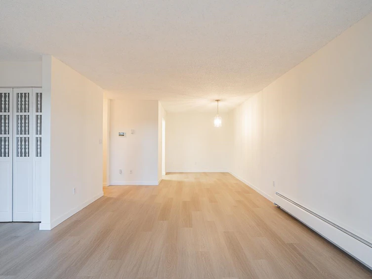 201-8880 No. 1 Road, Richmond, BC, V7C 4C3 - 12