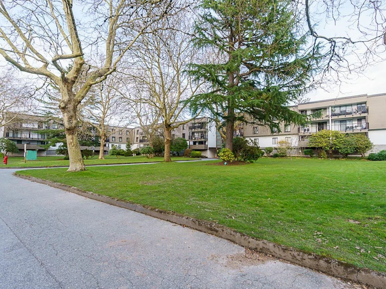 201-8880 No. 1 Road, Richmond, BC, V7C 4C3 - 31
