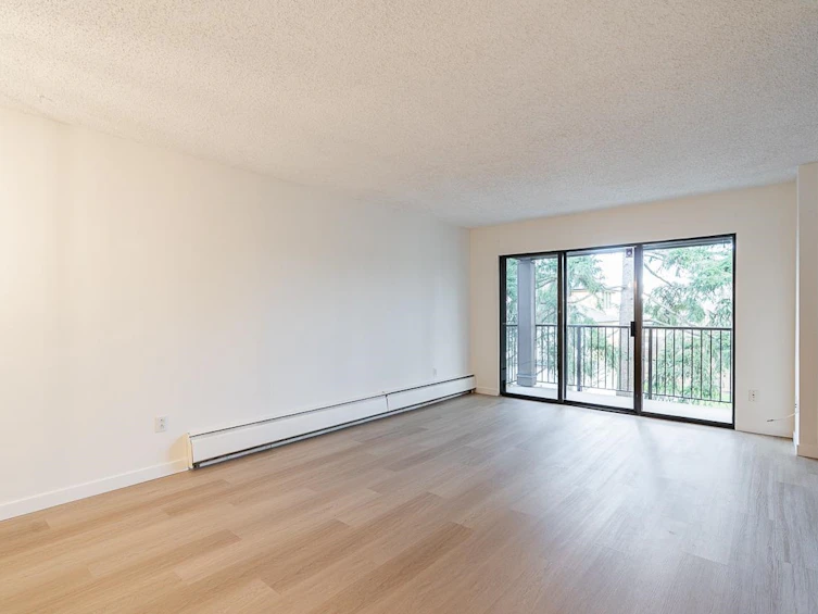 201-8880 No. 1 Road, Richmond, BC, V7C 4C3 - 8