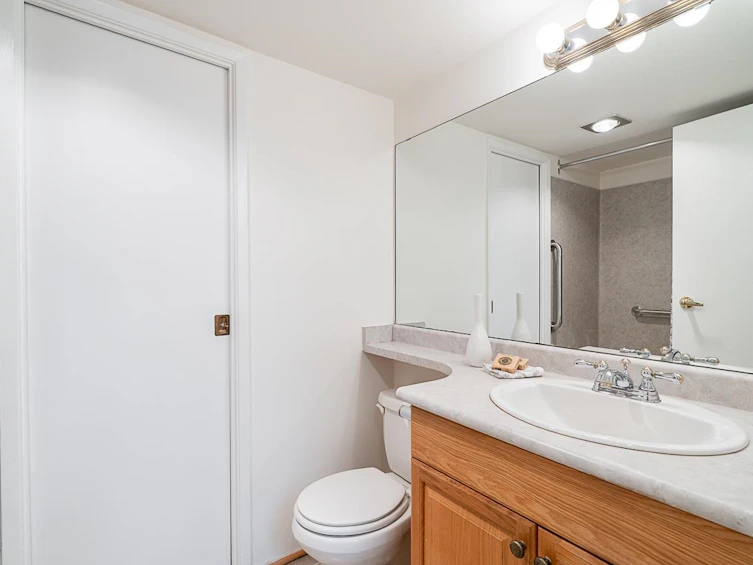 201-8880 No. 1 Road, Richmond, BC, V7C 4C3 - 21