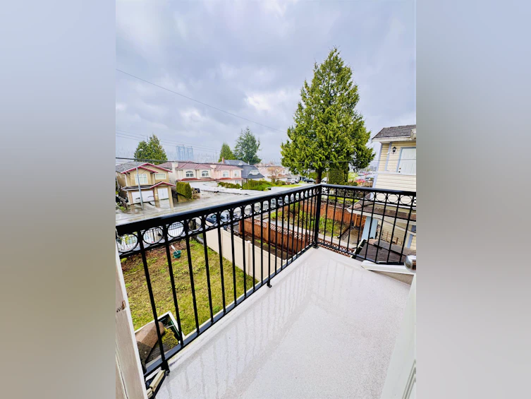 5366 Manor Street, Burnaby, BC, V5G 1B7 - 2