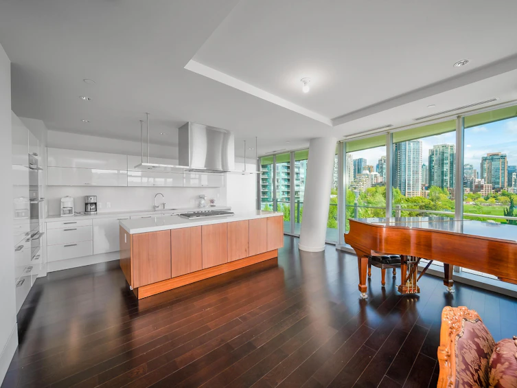 702-1560 Homer Mews, Vancouver, BC, V6Z 0A5 - 5